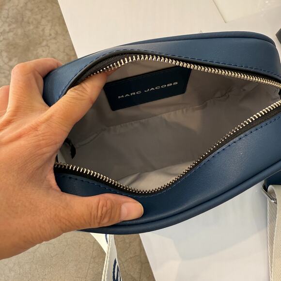 Marc Jacobs x ‘The Wizard of Oz’ Flash Crossbody - Picture 9 of 10